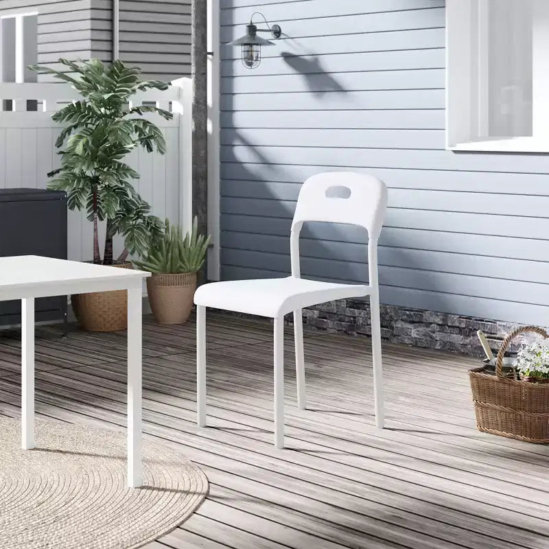 Chaises de salle à manger empilables en plastique avec pieds en métal pour salle de conférence, bureau, table de salle à manger, montage facile, résistant aux taches, utilisation intérieure et extérieure