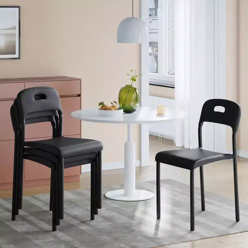 Chaises de salle à manger empilables en plastique avec pieds en métal pour salle de conférence, bureau, table de salle à manger, montage facile, résistant aux taches, utilisation intérieure et extérieure