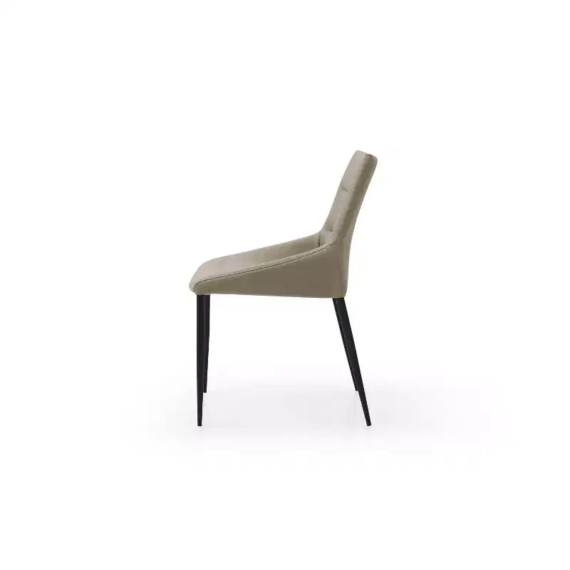 Chaise de salle à manger en similicuir marron de 37 po