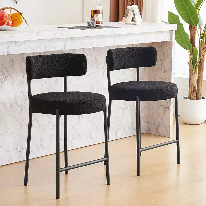 Lot de 2 tabourets de bar en tissu bouclé, hauteur comptoir 61 cm, dossier mi-haut, pieds en métal, pour îlot de cuisine et salle à manger